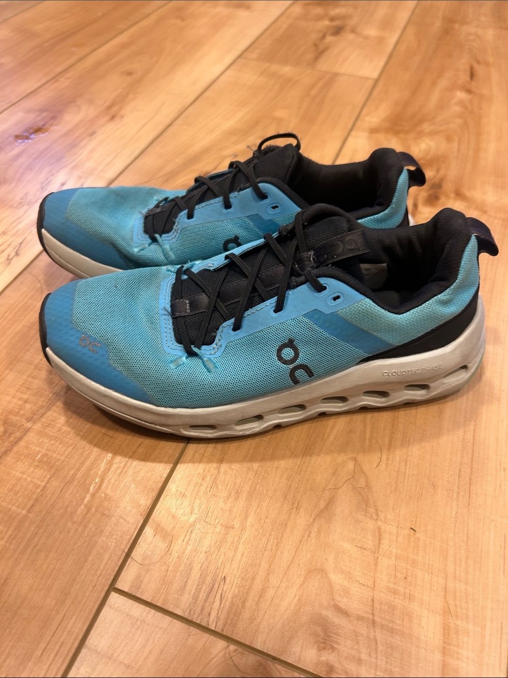 On Running Cloudstratus Men's Turquoise and Black Athletic Shoes
